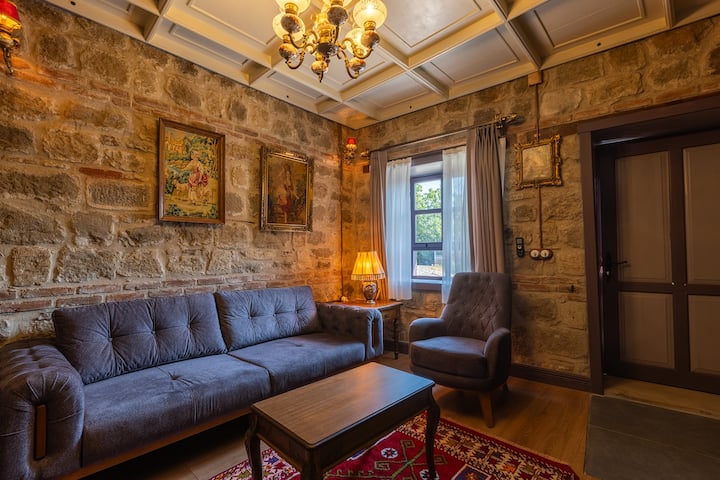 Meissa Stone House | Orion Adatepe - Küçukkuyu