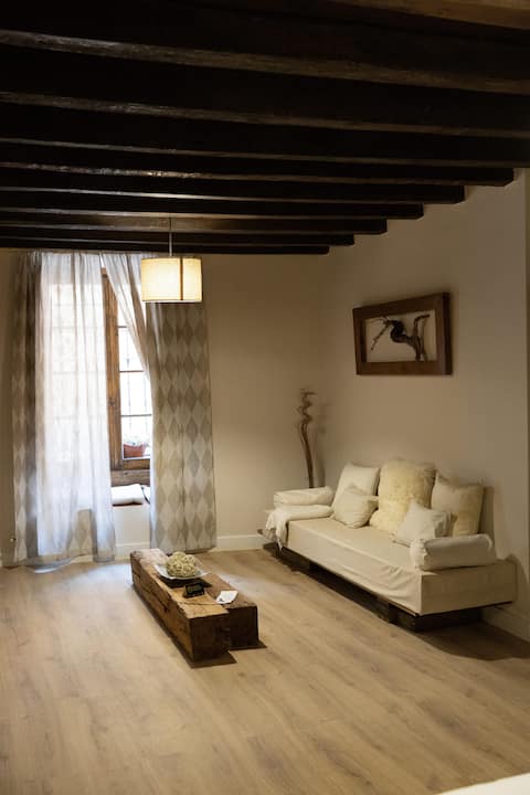 Casa Nicola. A unique place with charm in Toro