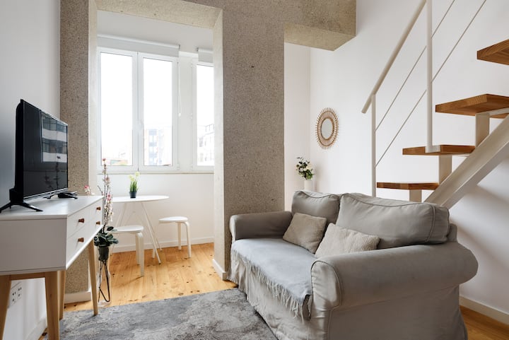 Mezzanine Studio In The City Center W/ Ac - Porto