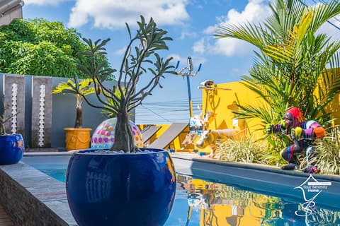 Sunny House - Private Pool & Tropical Comfort