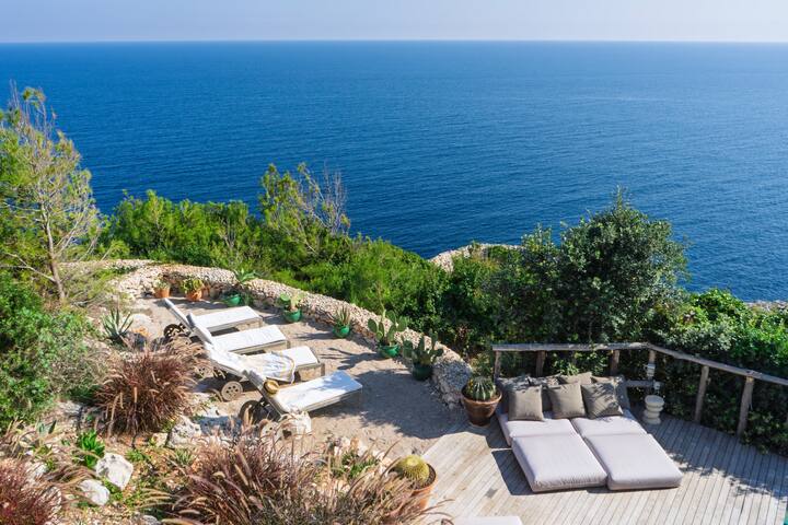 Villa Cliff #56 gallery image 3