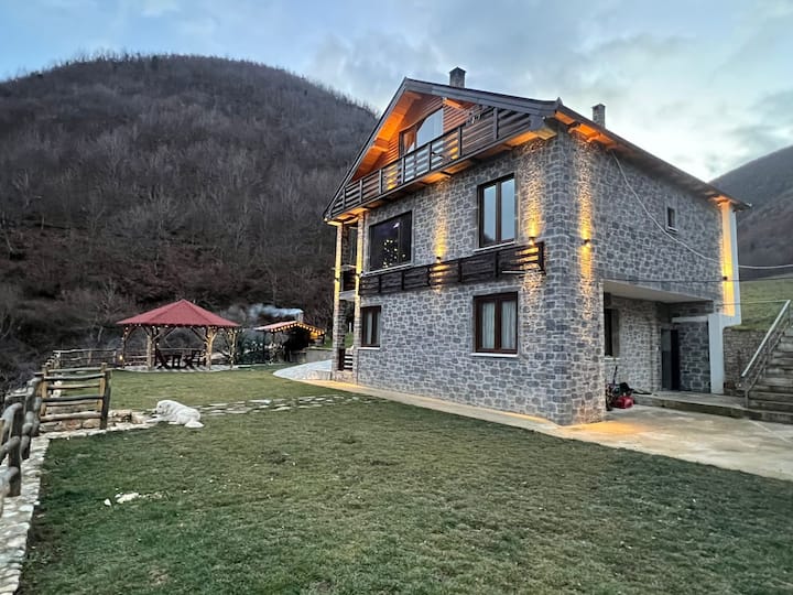 Saselisht Harmony 4 Bedroom Villa