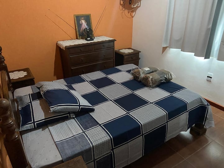 غرفة النوم 2