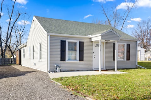 Heights Charm! 3bed; fenced yard