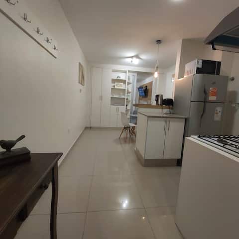 Anuncio de Airbnb popular: Terrada Suites en Bahía Blanca