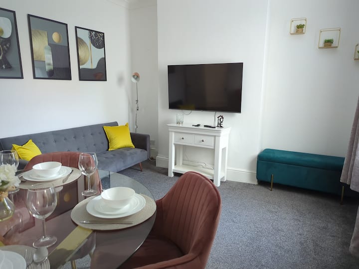 Charming 3-bedroom House - Staffordshire
