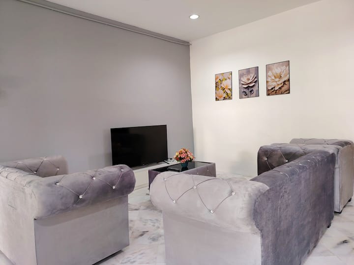 5 Bedroom Unit With Private Pool & Bbq (U1) - 波德申