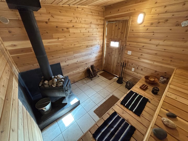Cami's Sauna House - Crescent City, CA