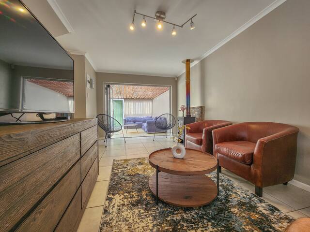 Breakaway Gordon’s Bay gallery image 2