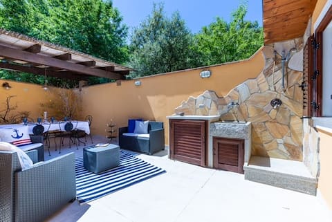 Casa Annette By La Via Del Mare Travel and Vacation