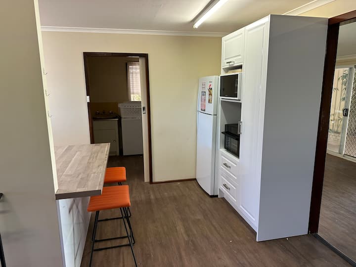Rose Cottage Kalbarri - Pet Friendly - Kalbarri