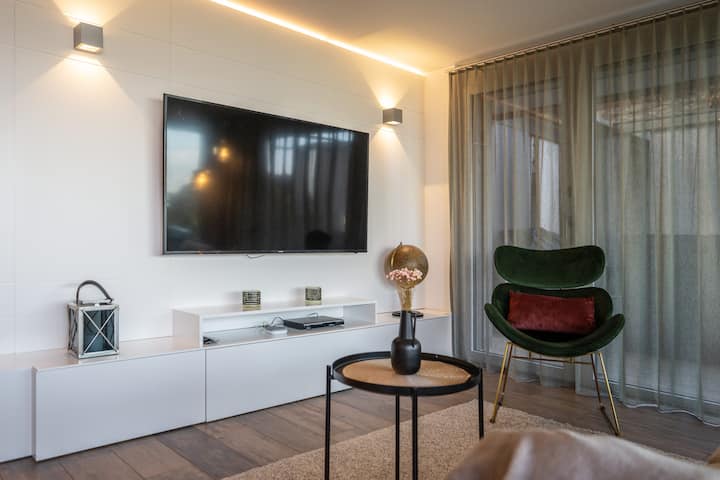 Nautica – Exklusive Lage Am See Mit Panorama - Merligen