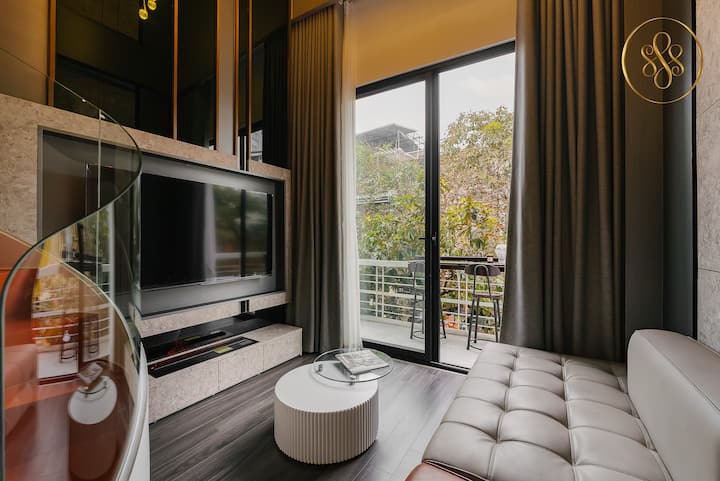 1brmodern Style  Duplex @Hanoi Old Quarter_balcony - Vietnam