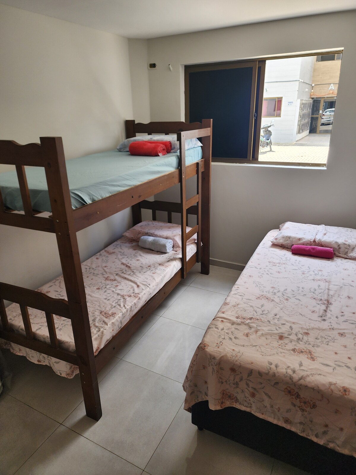 საძინებელი 1