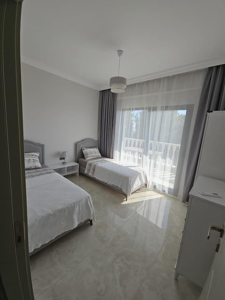 غرفة النوم 1