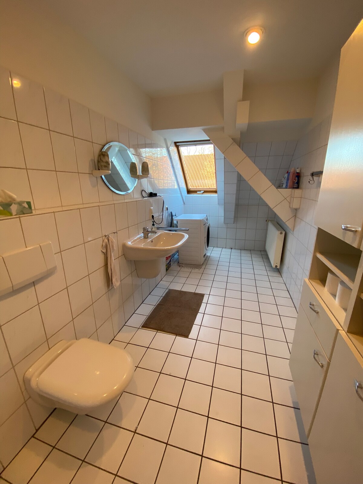 Spacious and bright apartment with an area of ​​135 sq. m. m with fenced garden