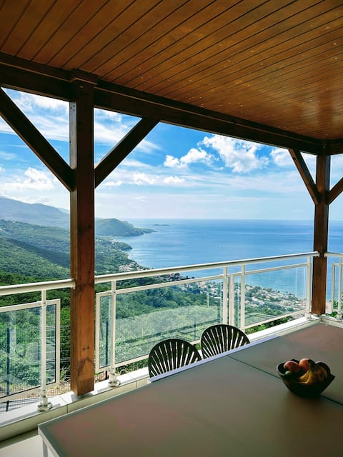 Villa with 180° sea & mountain view · Cousteau diving