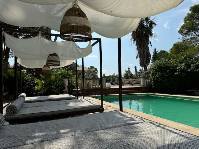 Casa Blanca Costa Brava gallery image 2