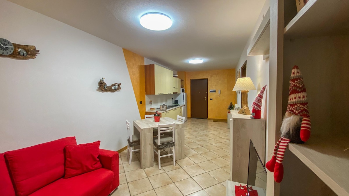 Top performing Airbnb: Pa and Ma Chatillon accommodation with free parking in Valle D'aosta