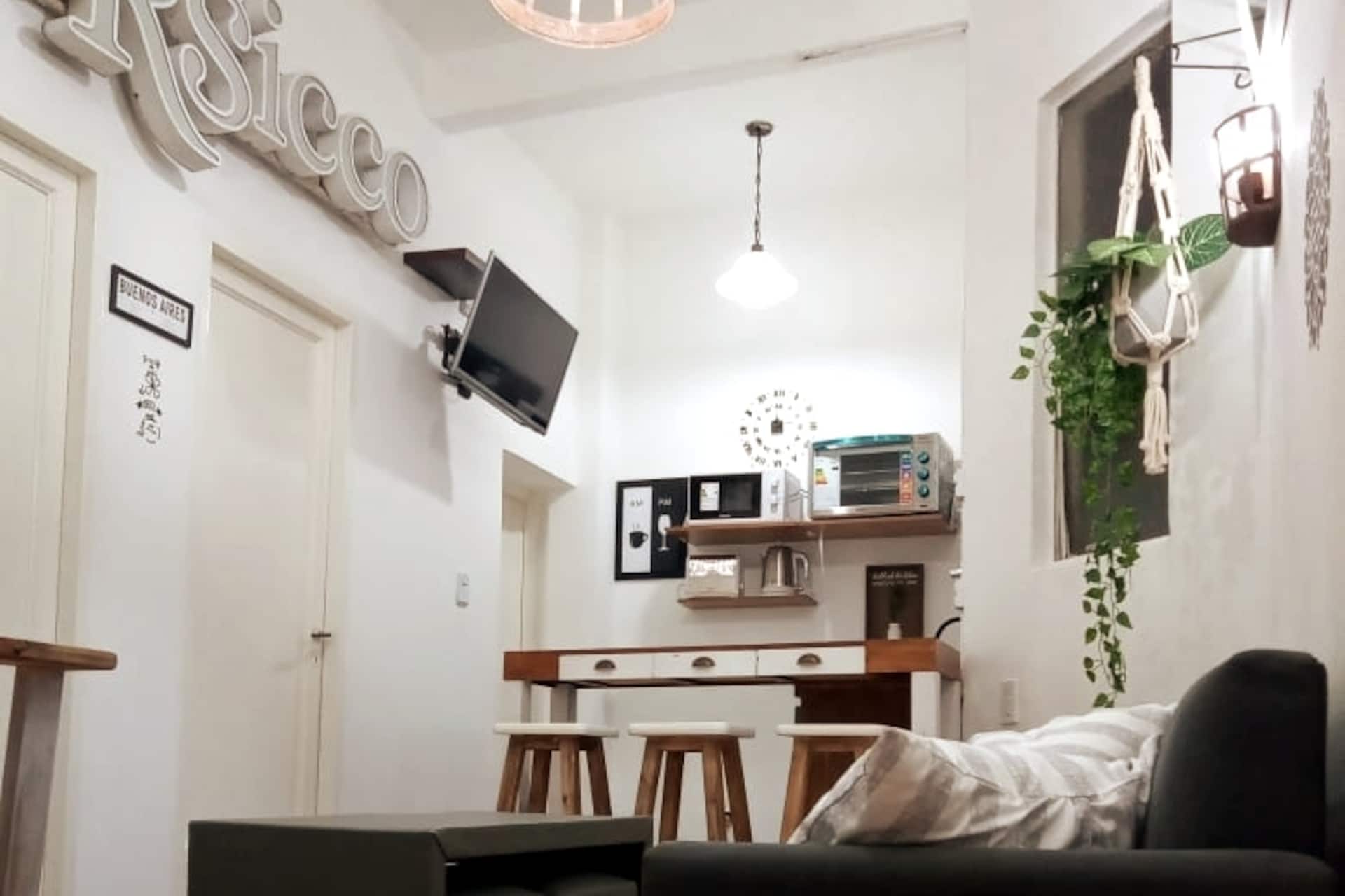 Two-bedroom apartment in San Telmo near Parque Lezama