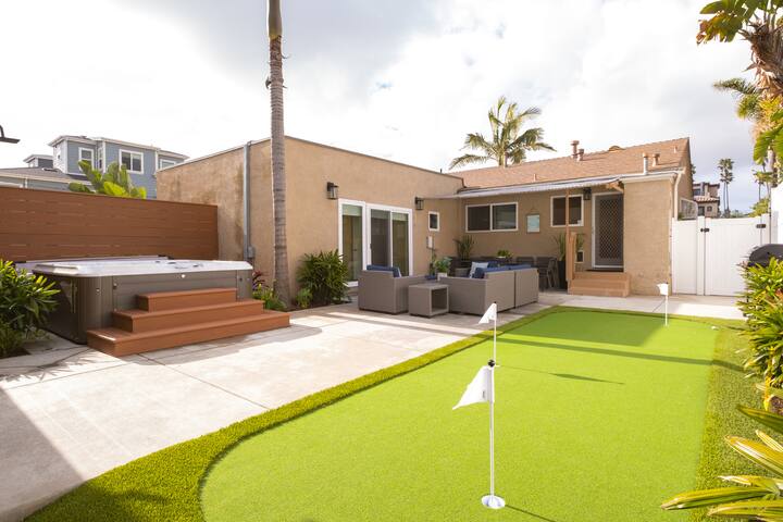 Luxury Family 4BR House & Spa Yard AC Garage BBQ gallery image 3