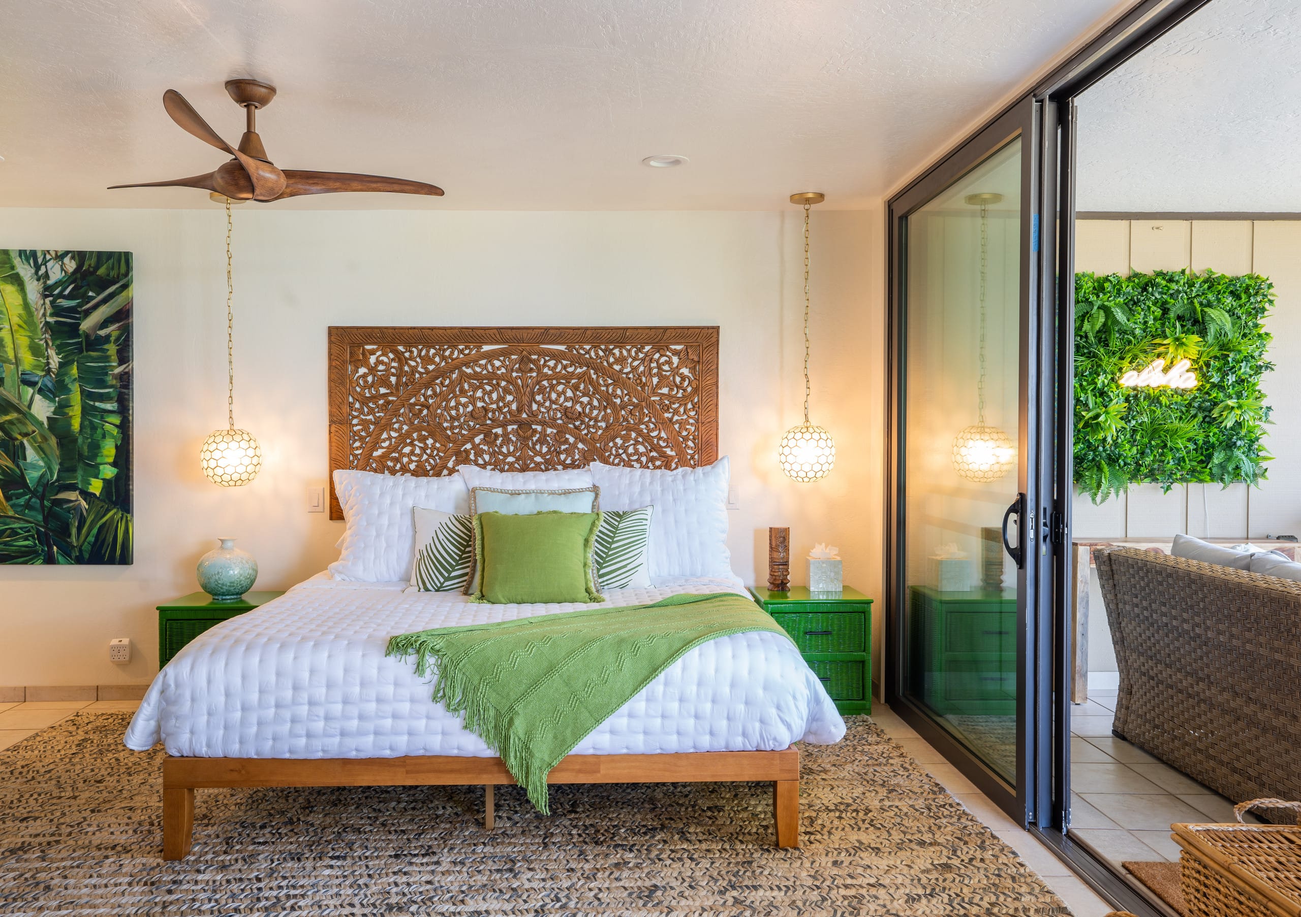 Beautiful Modern Ocean Front Condo - Image 15