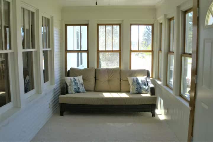 The Glades House - Jackson, WI