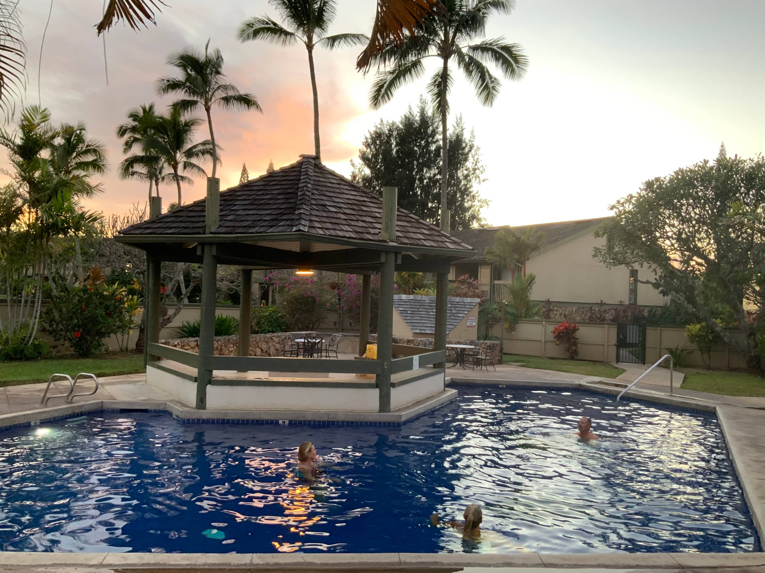 Condo in Kahuku · ★4.94 · 1 bedroom · 2 beds · 1 private bath - Image 23