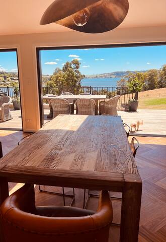 Luxury Modern Barn – Water & Vineyard Views gallery image 4