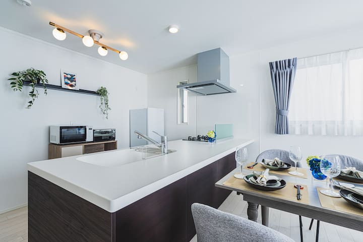 駅 1分 105㎡ 新築/スカイツリー＆浅草/4寝室/家族/無料駐車/Hotel Ajisai gallery image 2