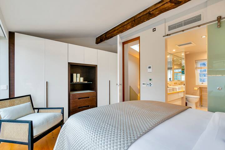 Luxury 3 Bed Penthouse Zone 1 Pimlico gallery image 4