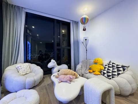 GreatCityView 2B2B@46F+CloseQueenVicMarket(max4pp)