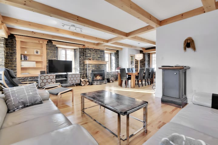 ✨Ancestrale avec Spa près du centre-ville #294363