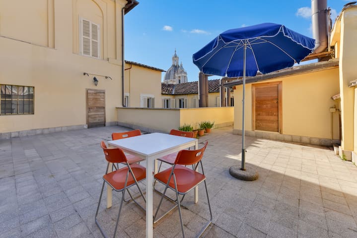 Luxury penthouse piazza navona