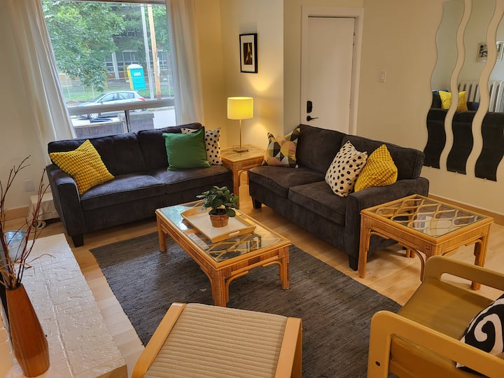 Stunning, Open, Downtown Studio - Toronto