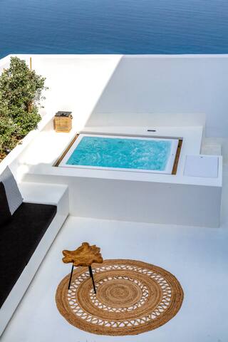 Psarou Black Villa II gallery image 4