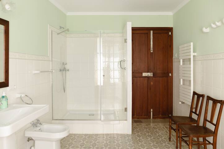 Can Bac gallery image 3