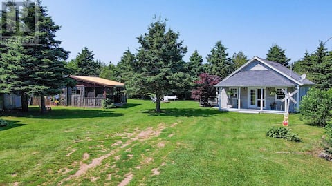 Coastal Escape: Cottage Complex