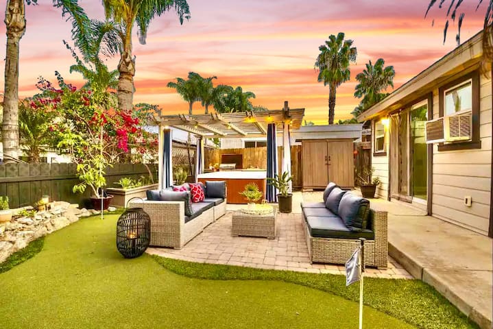 Sunny San Diego Hideaway