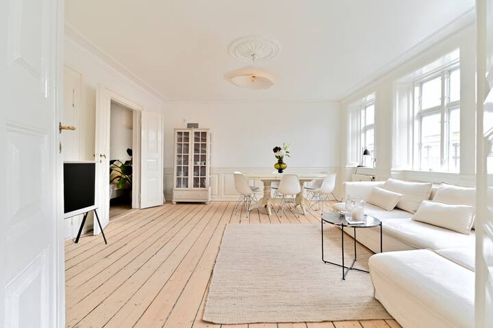 Stor og lys herskabslejlighed gallery image 5