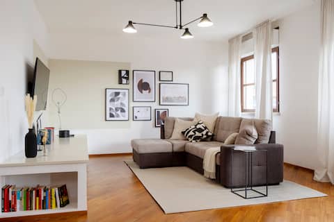 Proprietà Airbnb di successo: Exclusive penthouse with large panoramic terrace a Perugia