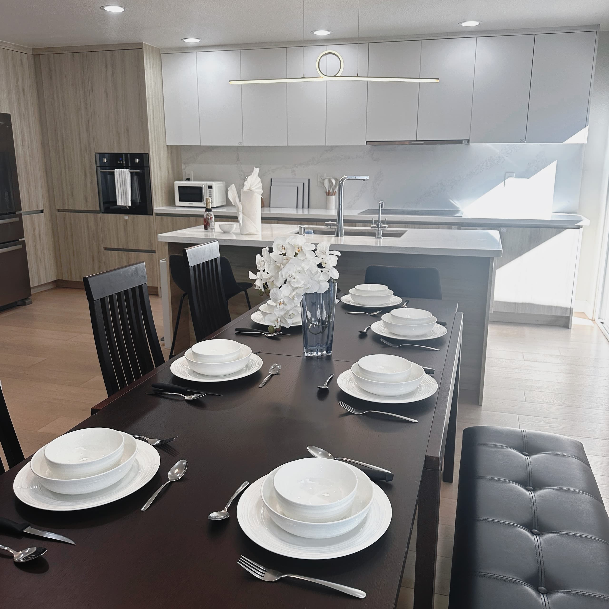 Luxury Silicon Valley Home with Digital Piano - Photo 23