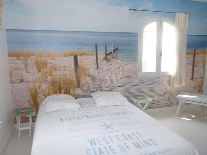 Dhomë gjumi me banjë më vete