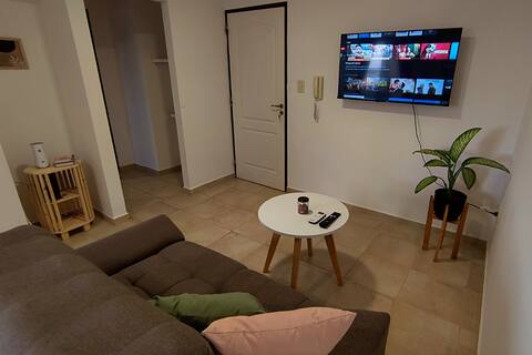Airbnb con mejor rendimiento: Modern apartment en Departamento General San Martín