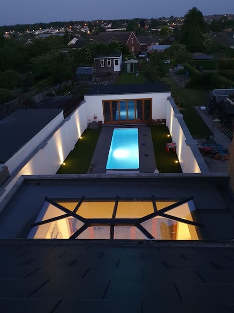 Villa @London Rd