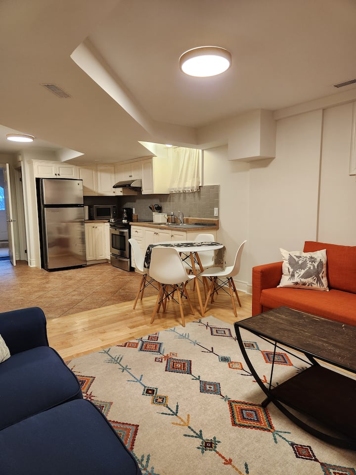 Cozy Private Unit Bloor/dufferin - Toronto