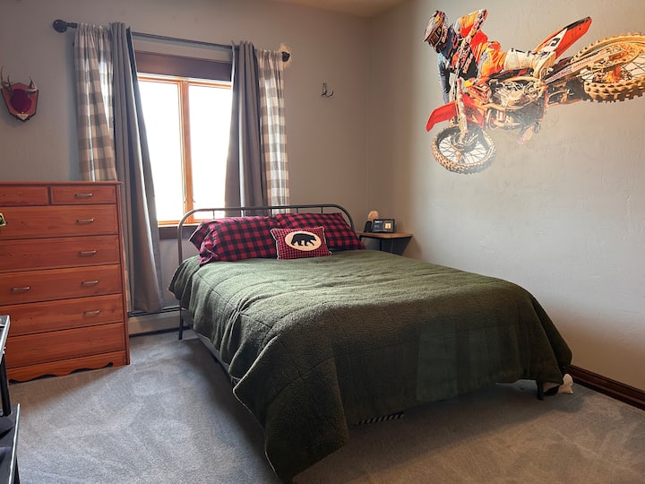 საძინებელი 3