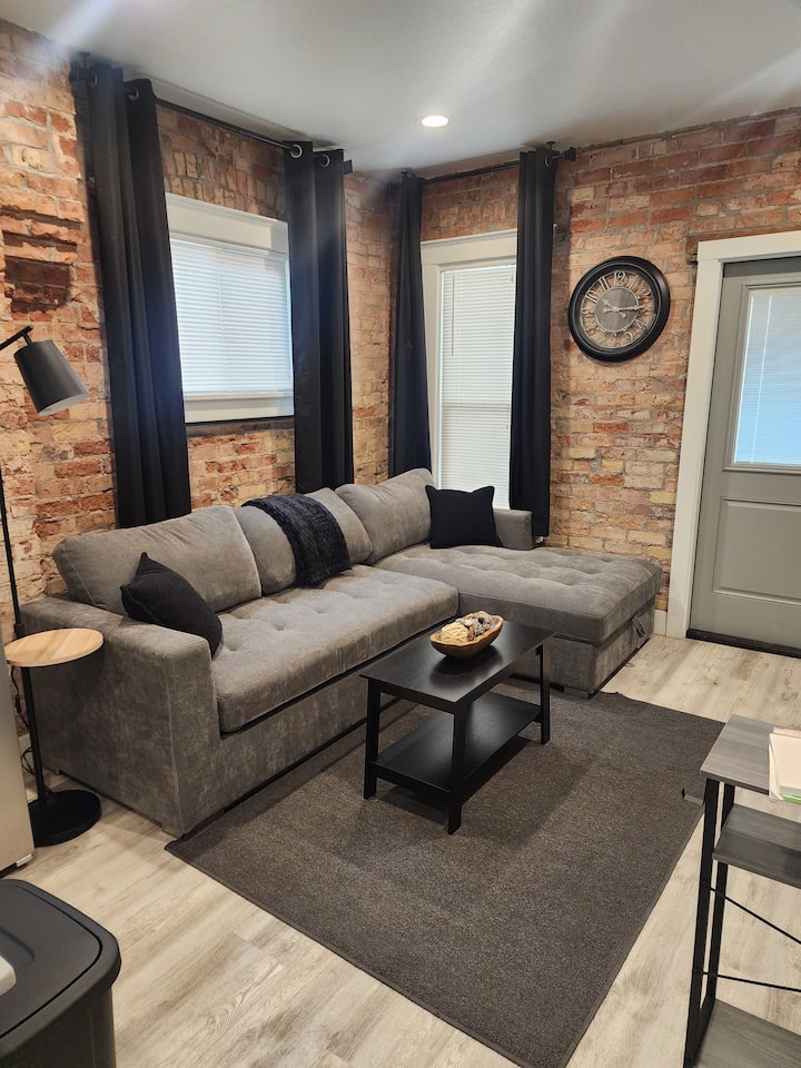Top Floor Retreat-fast Internet - Salt Lake City Airport (SLC)