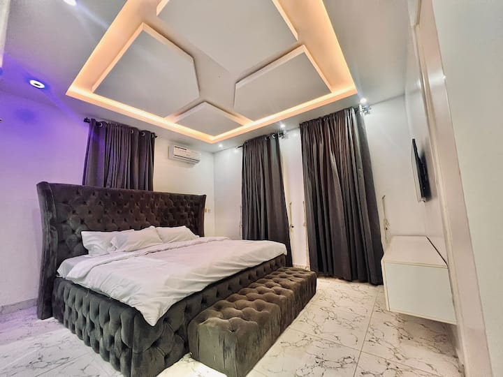 Airbnb