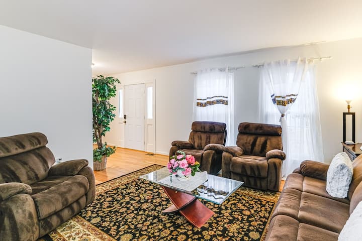 Lovely Cul-de-sac Home: Enjoy Serenity In Nova - Woodbridge, VA